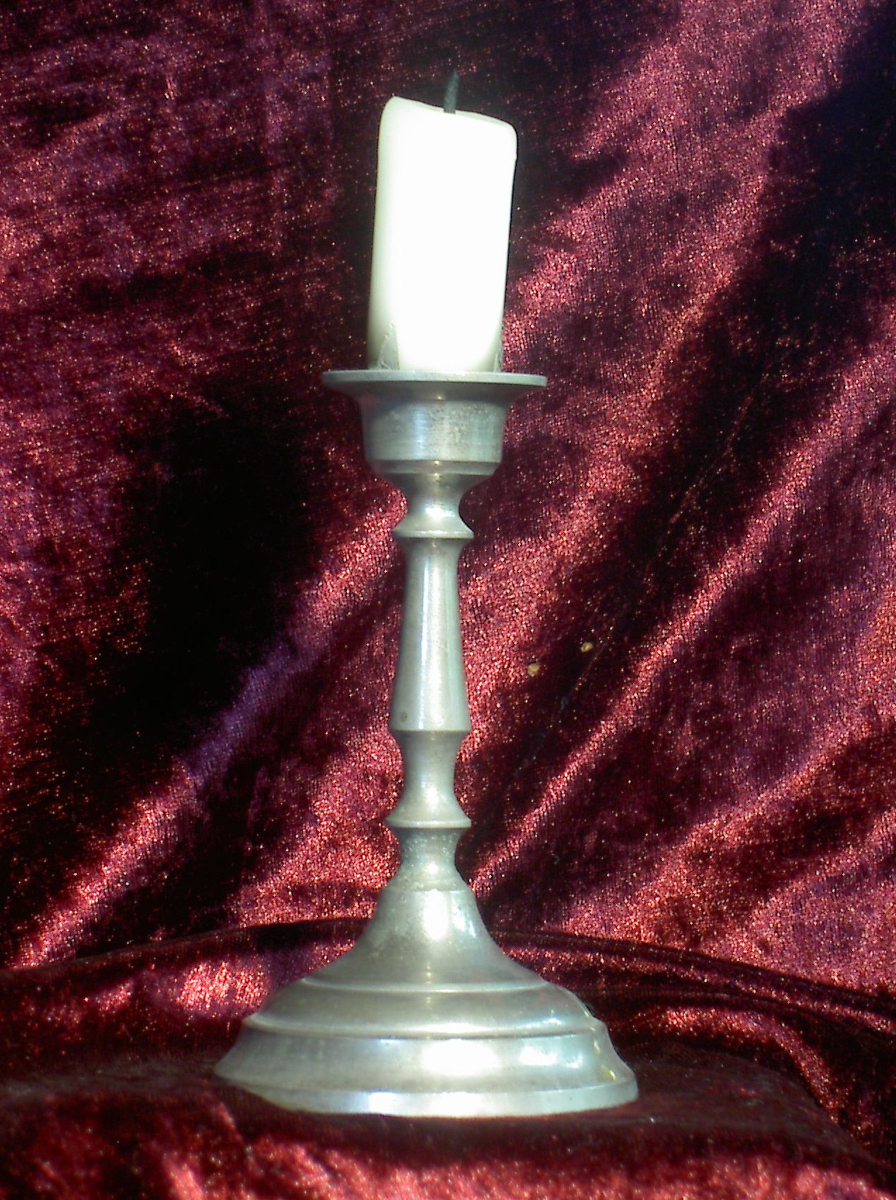 Zinn-Kerzenhalter