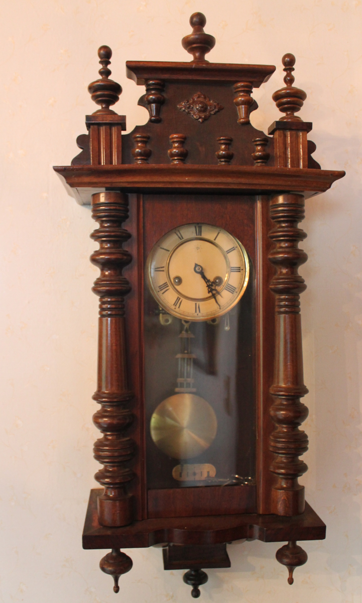 Wanduhr